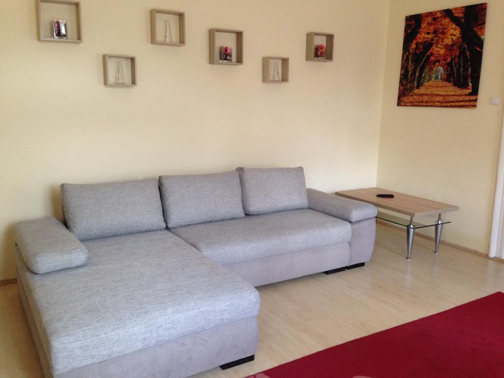 Peterfia Apartman Debrecín Exteriér fotografie